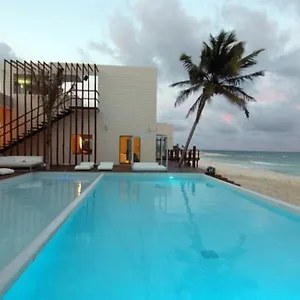 beachside-corasol-el-amanecer-de-frida-para-2-personas.allrivieramayahotels.com/